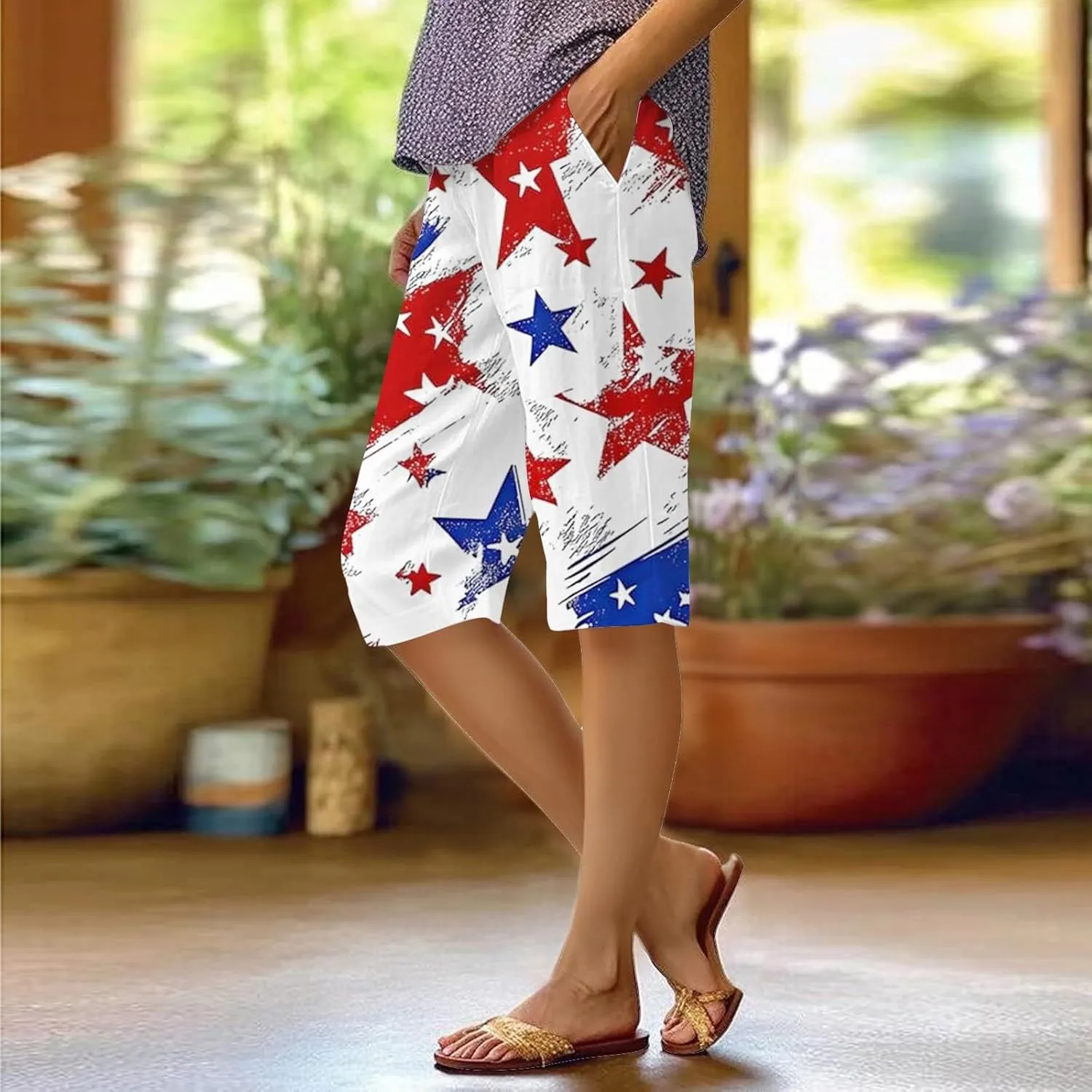 4th of July Linen Shorts for Women Knee Length Patriotic Bermuda Shorts Summer Casual Loose Beach Pants with Pockets