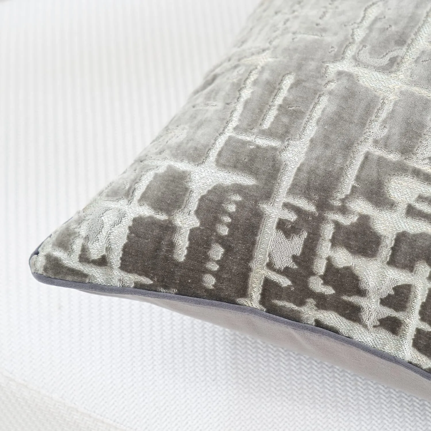 Alerfa Square Geometrical Plaid Striped Cut Velvet Throw Pillow Cover 18x18 Inch Luxury Modern Decorative Accent Pillow Cover for Couch Living Room Bedroom, Gray
