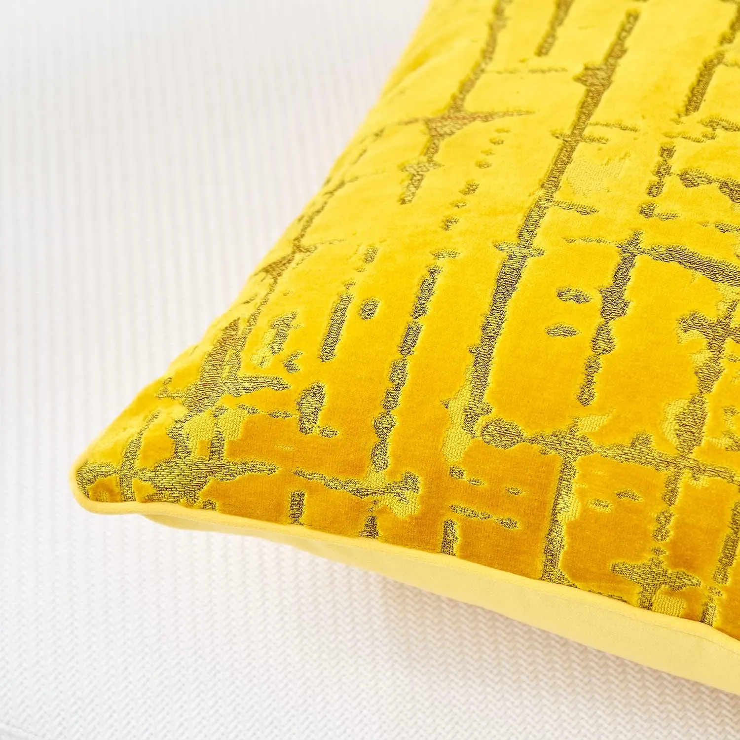 Alerfa Square Geometrical Plaid Striped Cut Velvet Throw Pillow Cover 18x18 Inch Luxury Modern Decorative Accent Pillow Cover for Couch Living Room Bedroom, Yellow