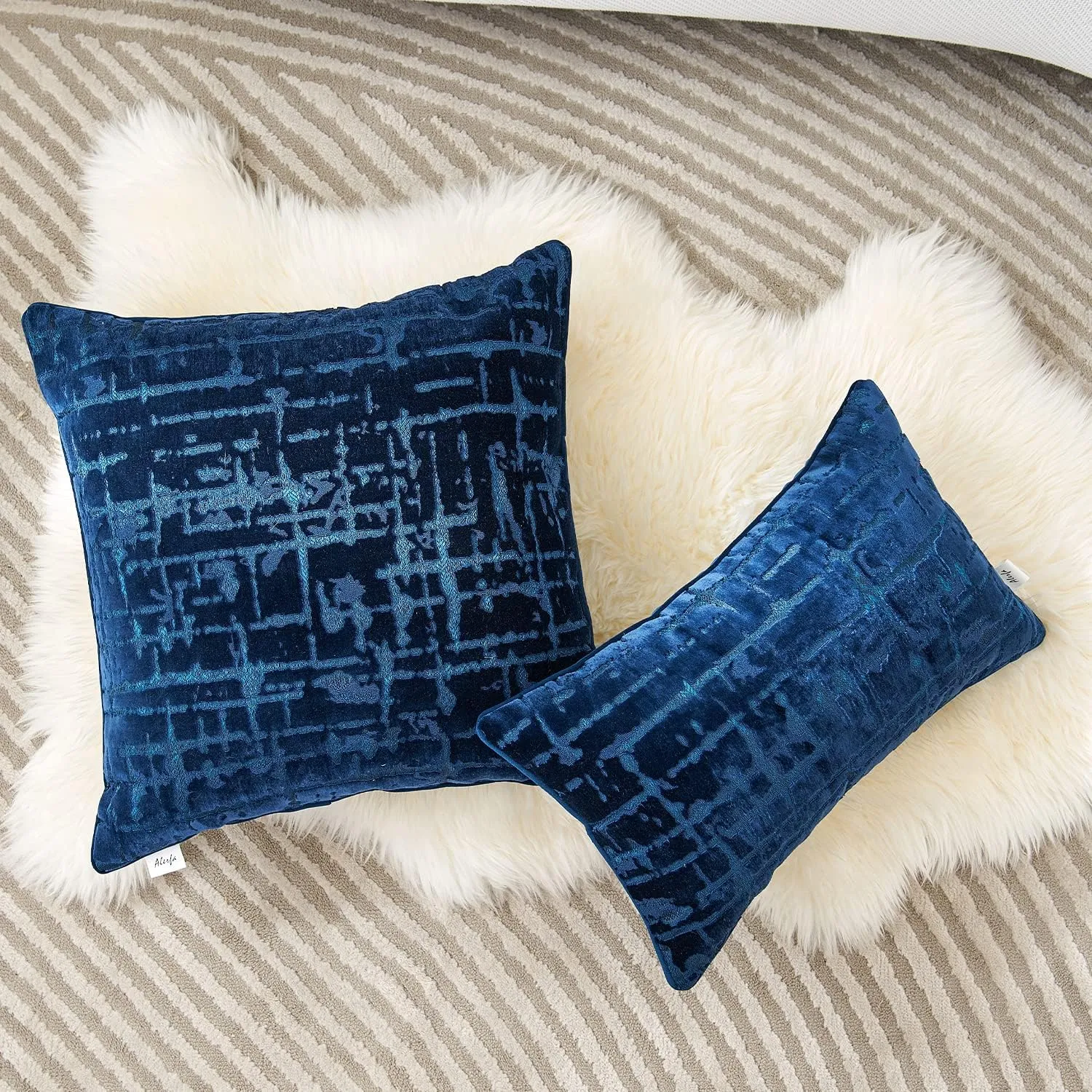 Alerfa Square Geometrical Plaid Striped Cut Velvet Throw Pillow Cover 20x20 Inch Luxury Modern Decorative Accent Pillow Cover for Couch Living Room Bedroom, Blue