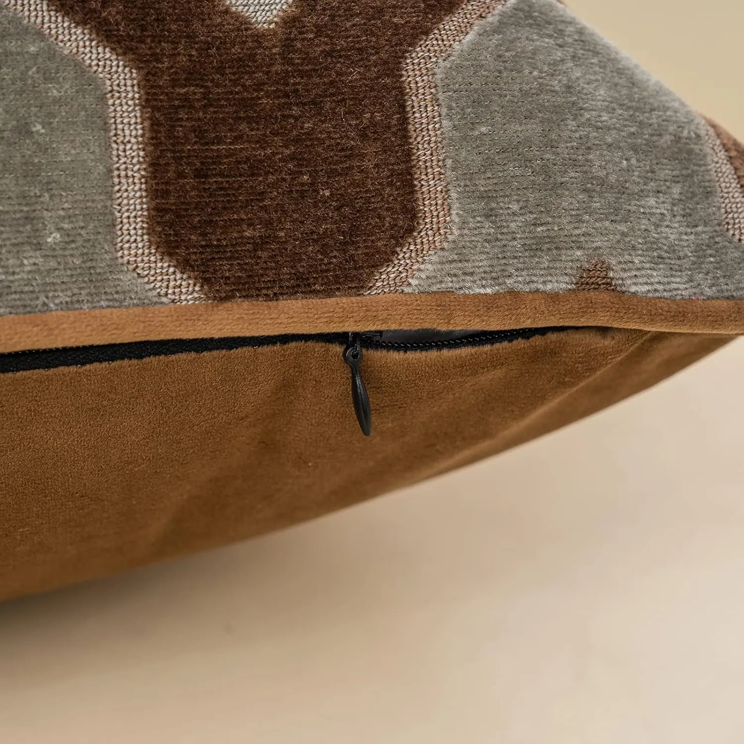 Alerfa Square Pillow Geometric Stripes Embroidery Cut Velvet Cushion Case Luxury Modern Throw Pillow Cover Decorative Pillow for Couch Sofa Living Room Bedroom Car 20 x 20 Inch Brown Gray