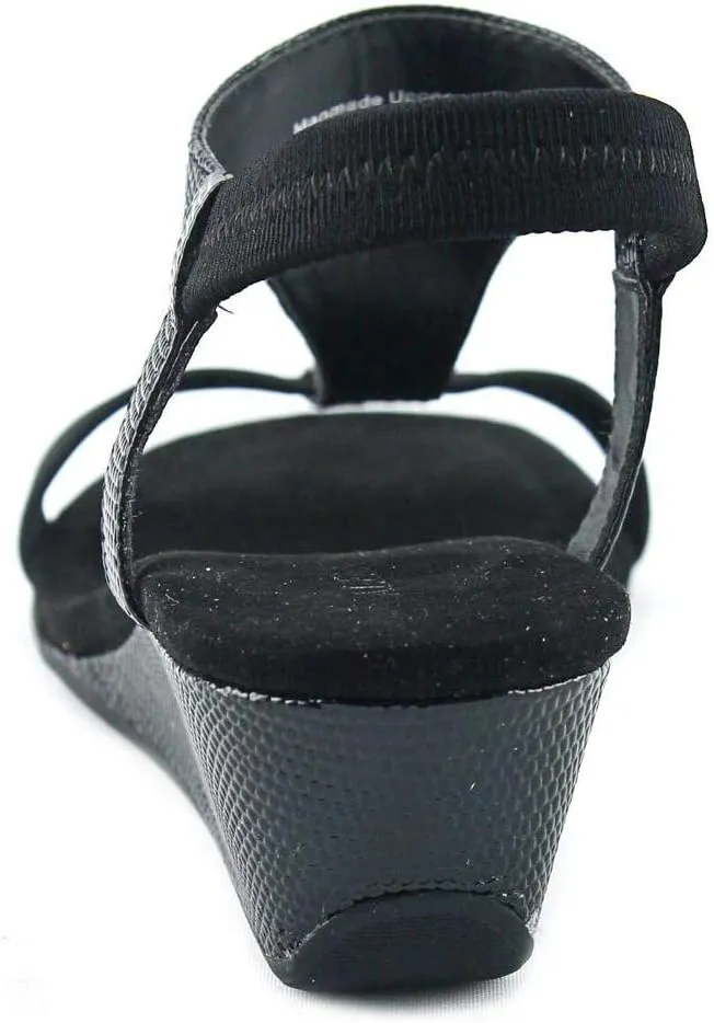 Alfani Womens Vacanzaa 2 Faux Leather T-Strap Wedge Sandals