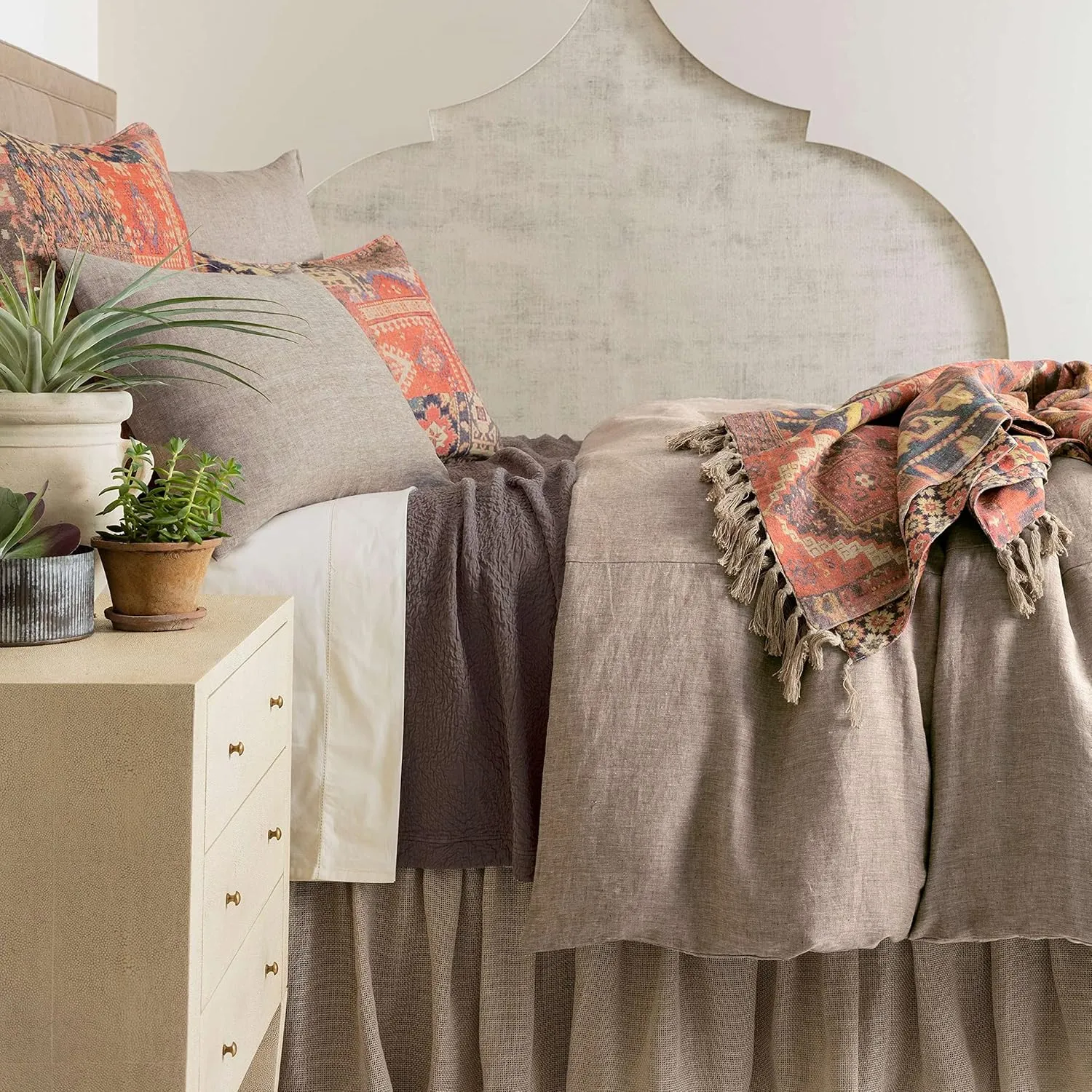 Anatolia Linen Throw, 50" X 70", Yellow/Orange/Brown Graphic Pattern