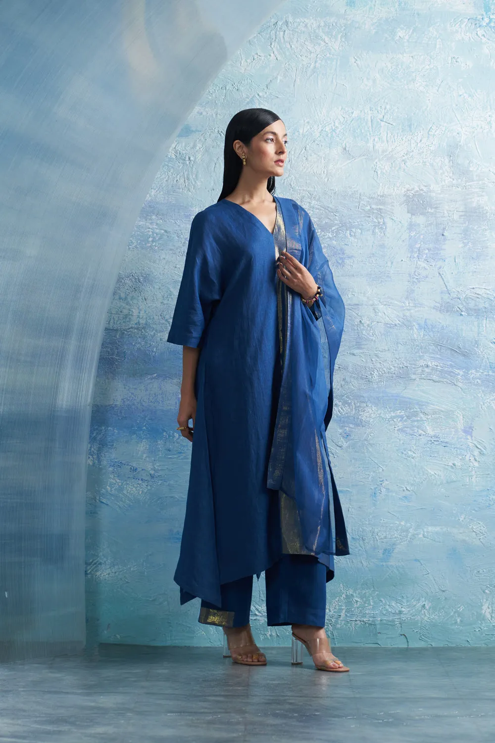 Aura Royal Blue Kurta Set