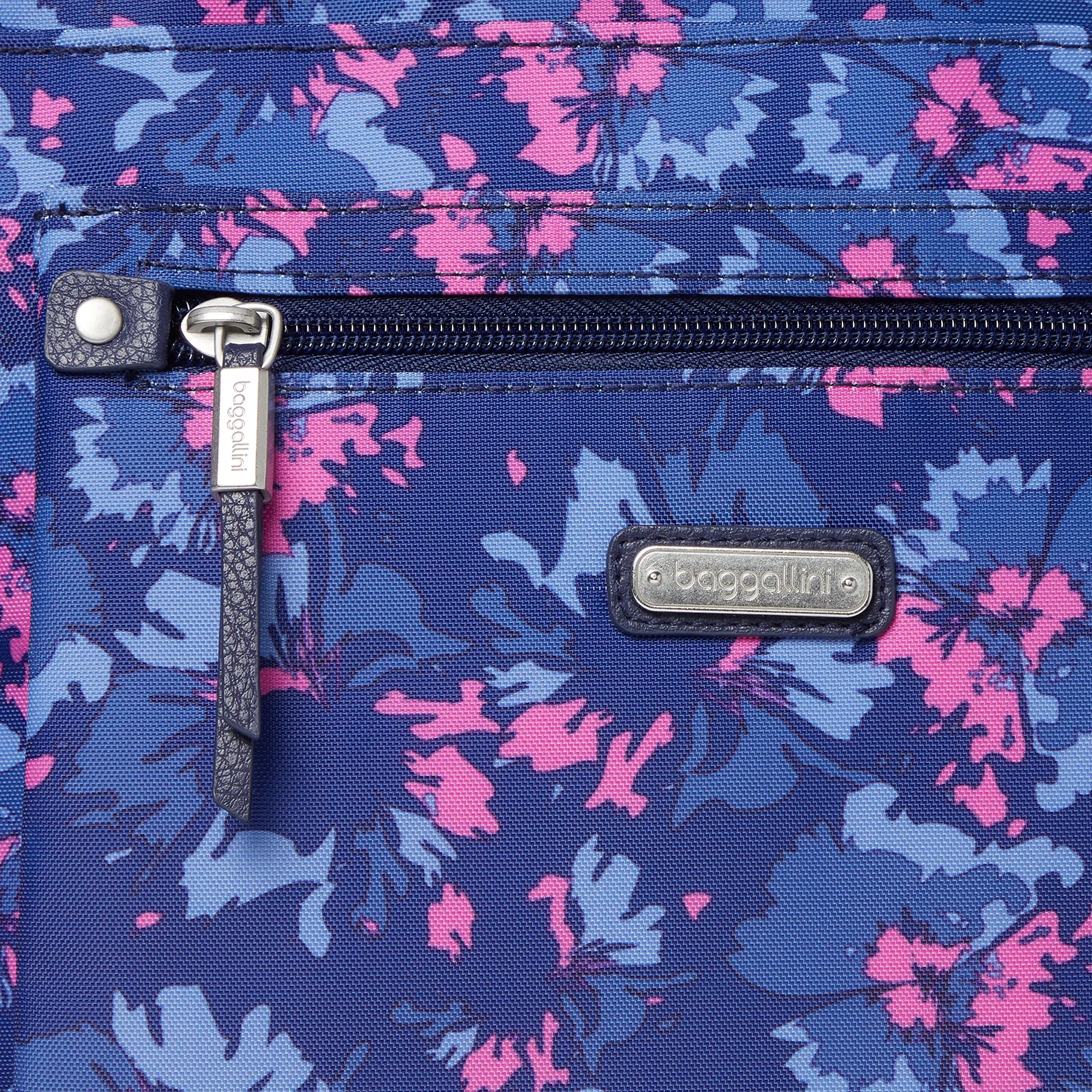 Baggallini Go Bagg With Rfid Phone Wristlet