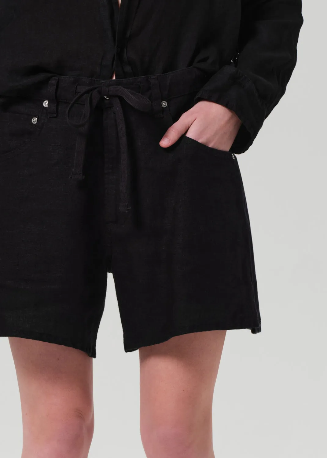 Brynn Drawstring Linen Short in Black