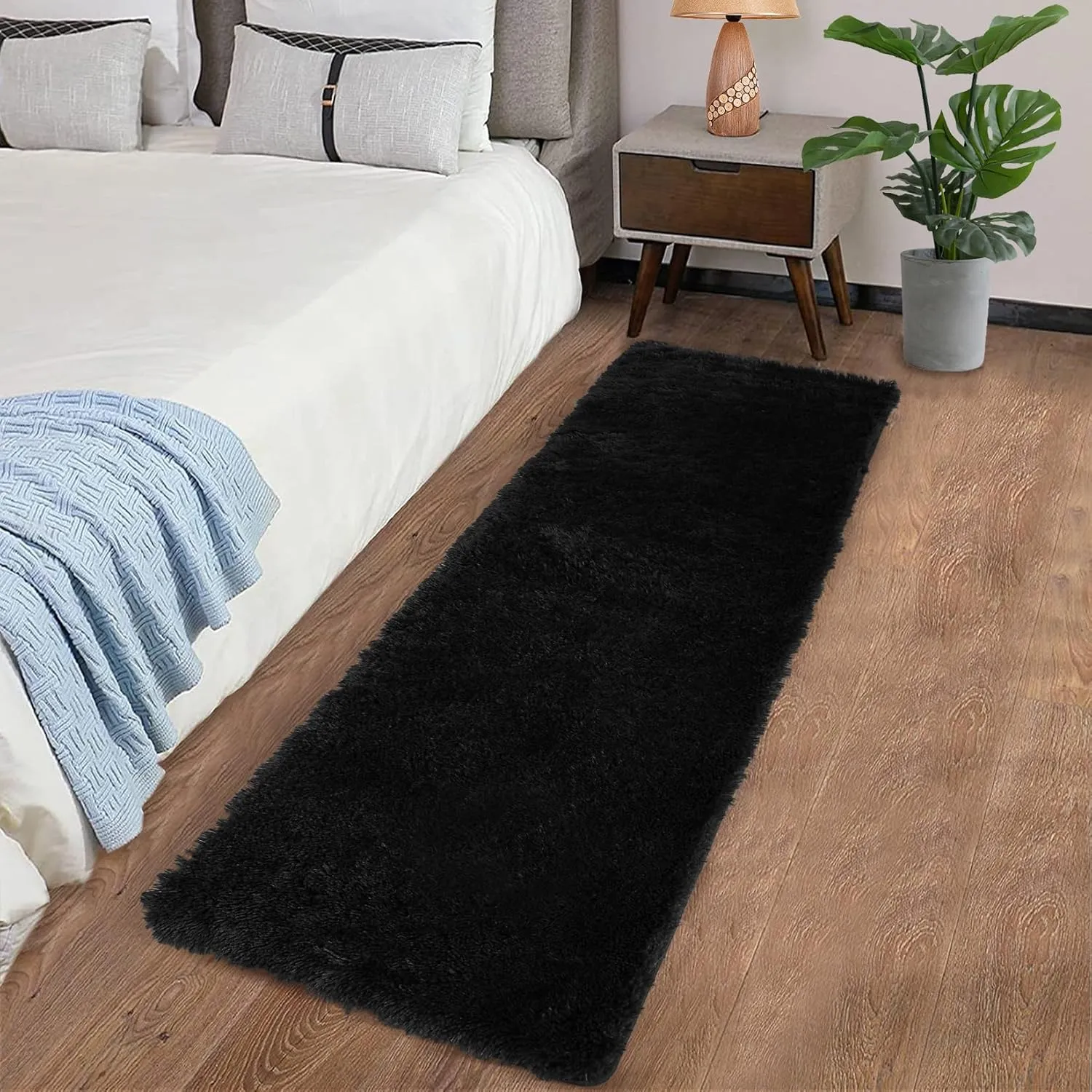 CAROMIO Hallway Runner Rug 2x8 Feet Plush Fluffy Rug for Bedroom Living Room, Shag Furry Hallway Runner Rug Carpet Non Shedding for Nursery Children Girls Room Home Decorative, Black