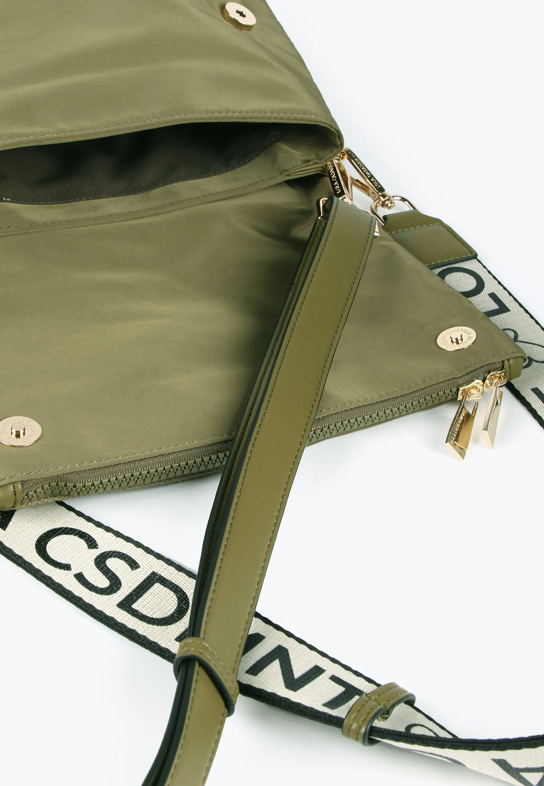 Crossbody bag in contrasting materials