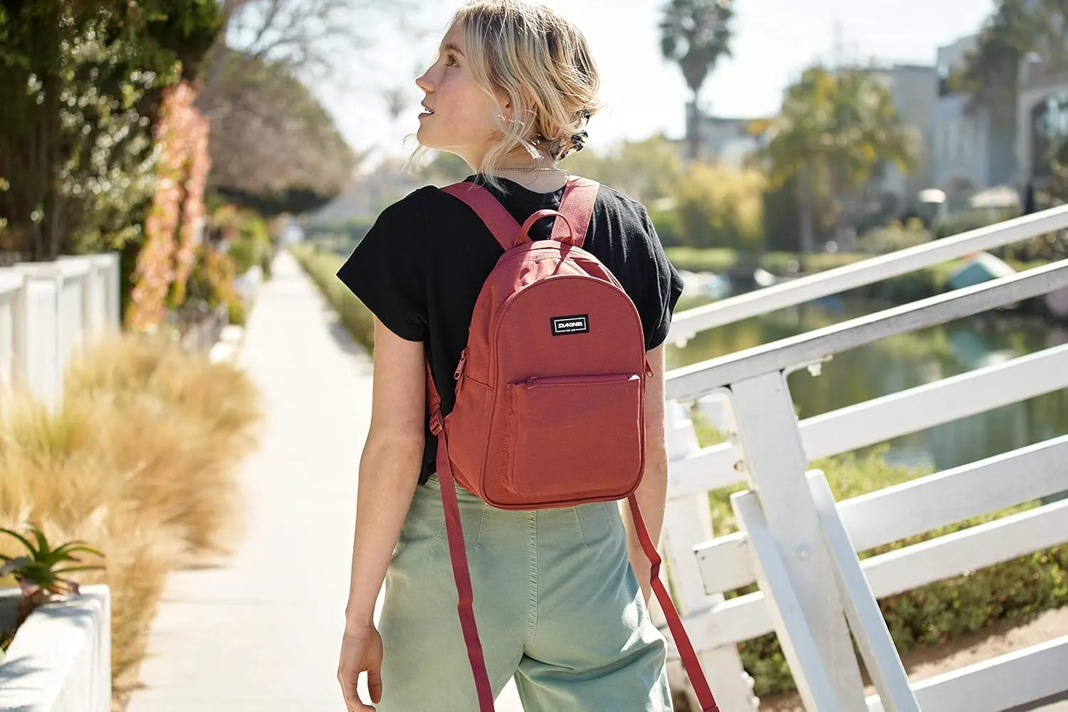 Dakine Essentials Pack Mini 7L - Bleached Moss, One Size