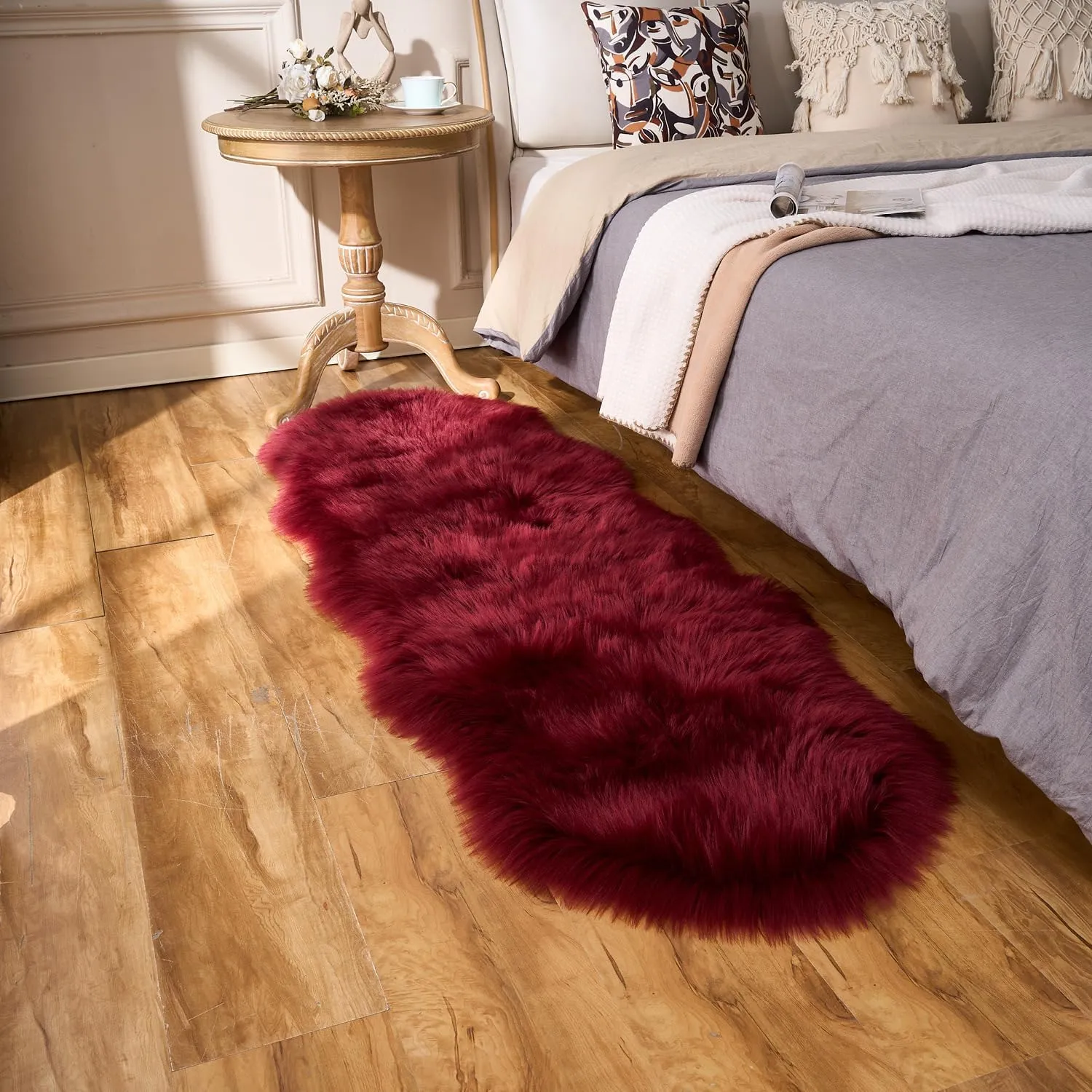 EasyJoy Ultra Soft Fluffy Shaggy Area Rug Faux Fur Rug Chair Cover Seat Pad Fuzzy Area Rug for Bedroom Floor Sofa Living Room (2 x 6 ft Sheepskin, Burgundy)