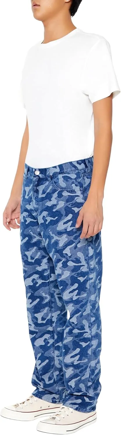 Forever 21 Men's Camo Mid-Rise Straight Jeans