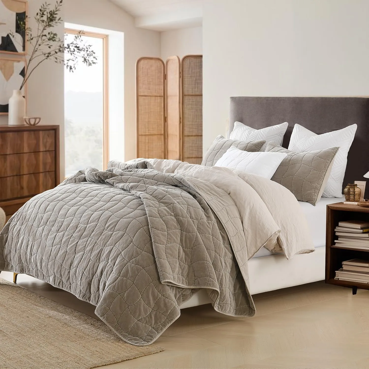 HORIMOTE HOME Cotton Quilt King, Taupe Stone-Washed Velvet Comforter 3-Pieces Oversized King Cotton Bedspread with 2 Pillow Shams, Cozy Cloud Quilt Bedding Set Coverlet for All Season