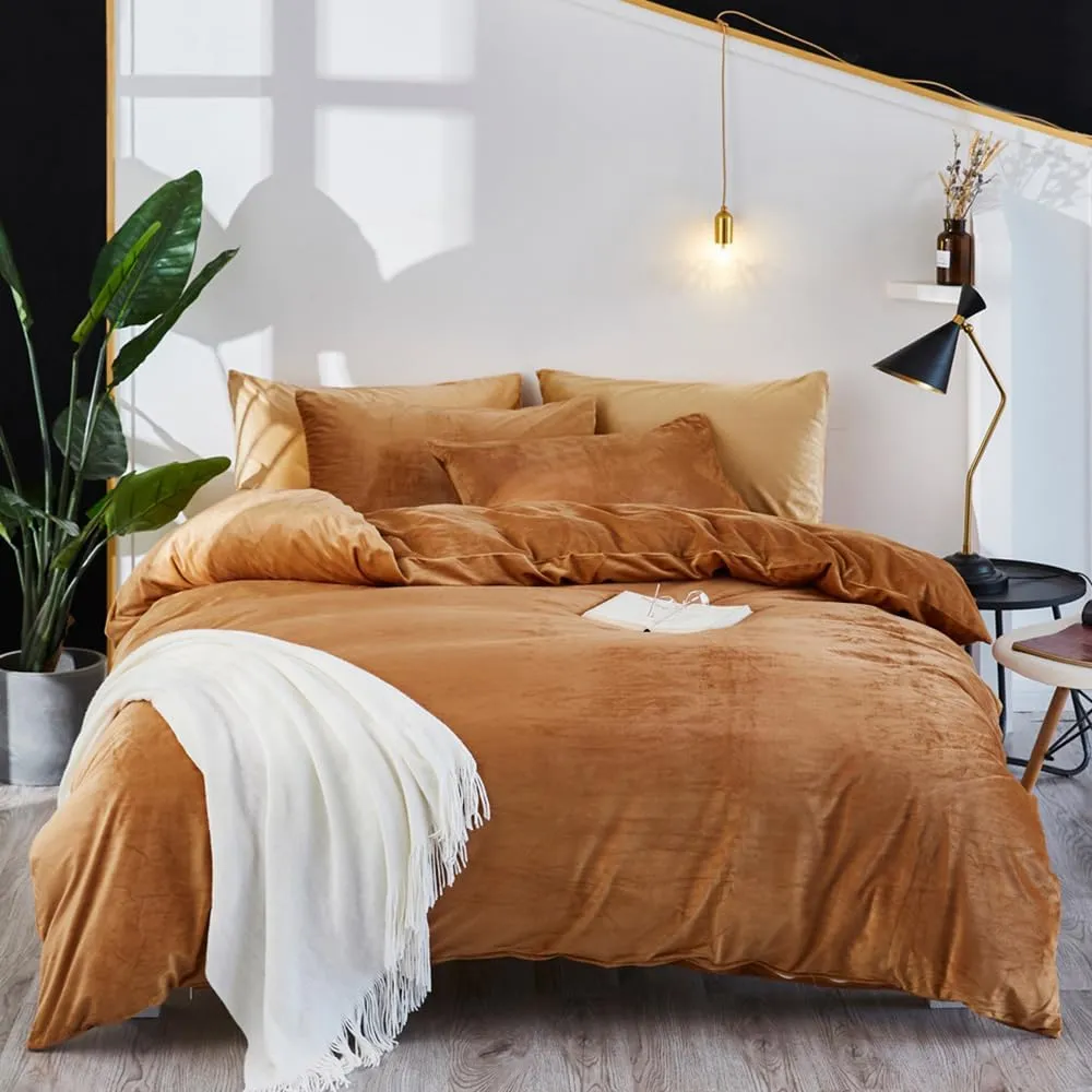 Houseri Comforter Set Queen, Pumpkin Color Velvet Bedding with Sherpa, 3 Pcs, Warm Fuzzy, Dusty Orange Flannel, Ideal for Winter and Cold Areas