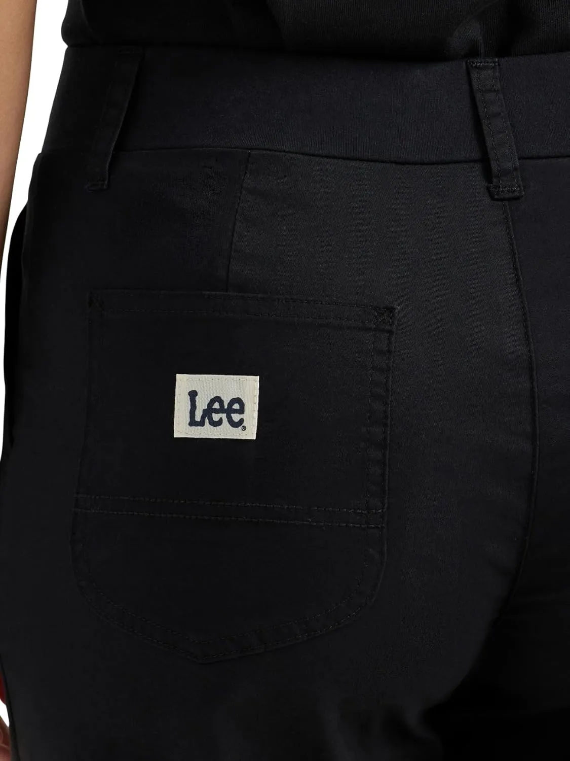 Lee Women's Ultra Lux Comfort with Flex-to-go Utility Skimmer Capri Pant