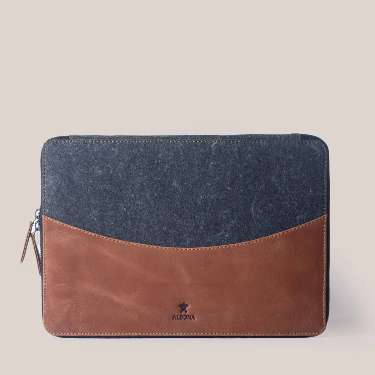 Microsoft Surface Zippered Laptop Case - Vintage Tan