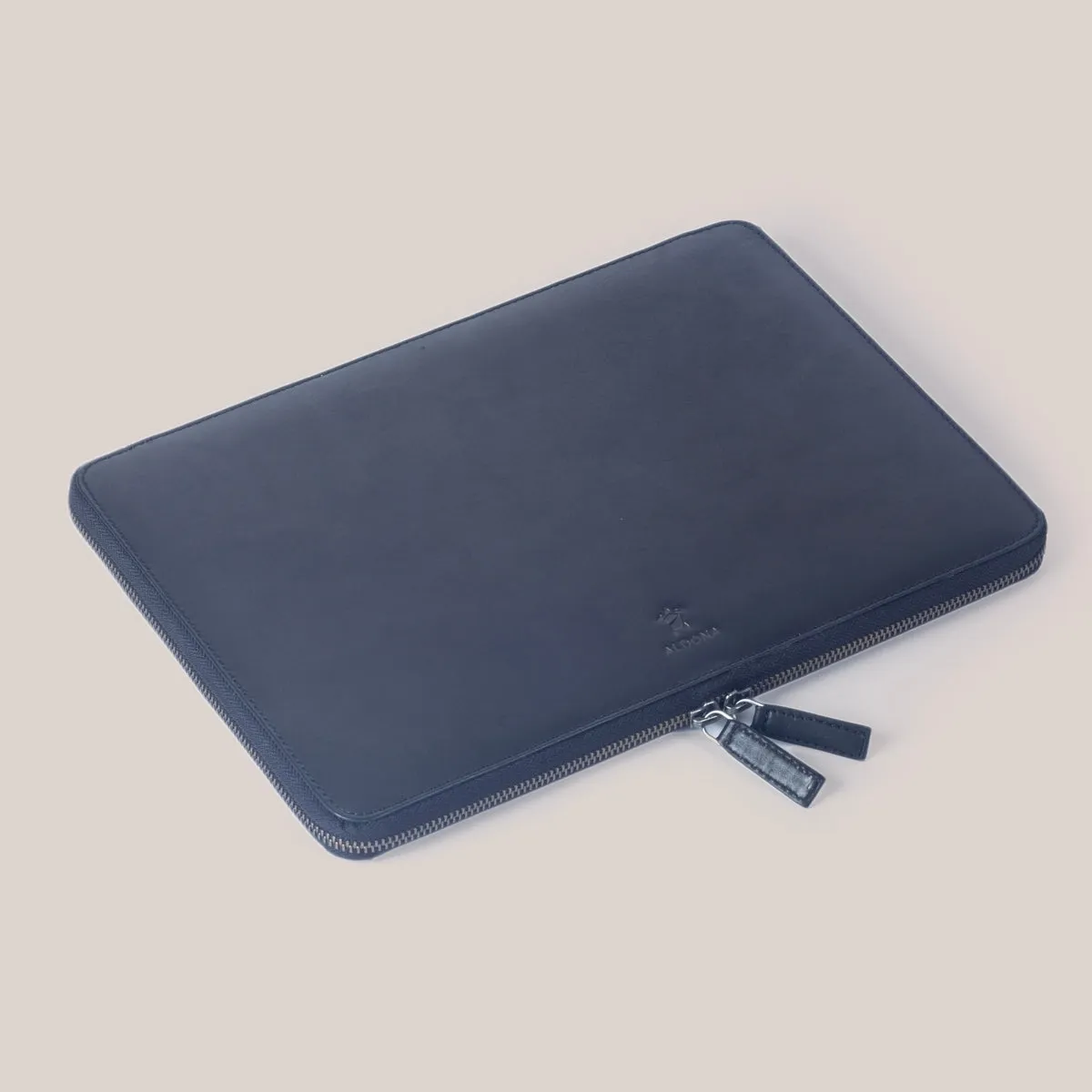 Microsoft Surface Zippered Laptop Case - Vintage Tan