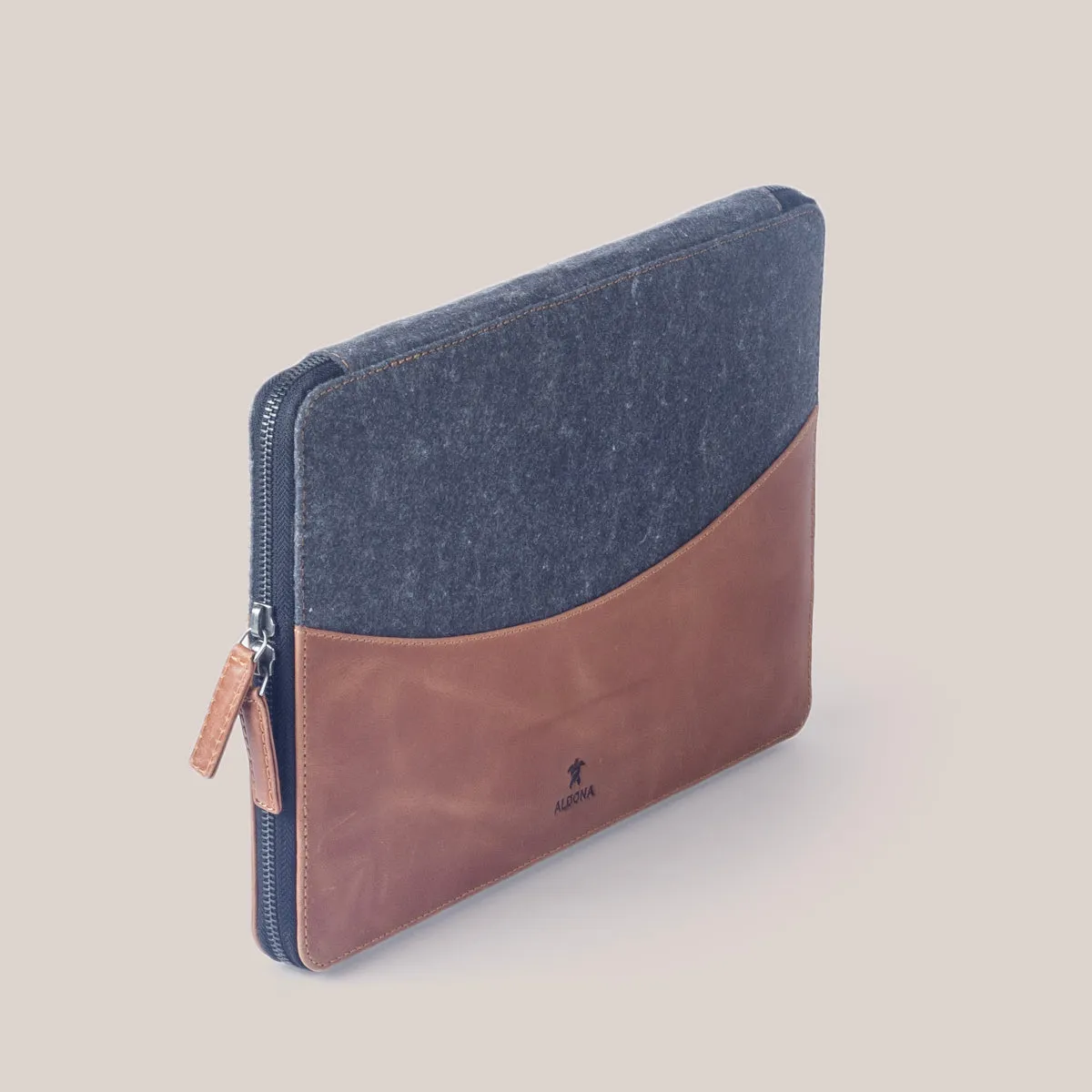 Microsoft Surface Zippered Laptop Case - Vintage Tan