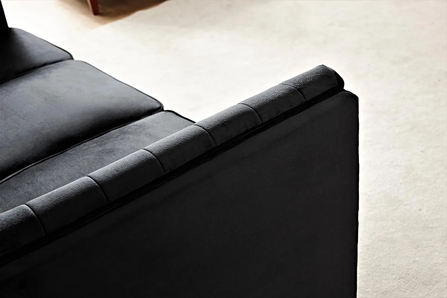 Modern Luxury Velvet Couch for Living Room with High Density Foam, Soft Fabric Upholstery, Removable Cushions and Solid Wood Legs, 60.2'' Wide Loveseat, Black