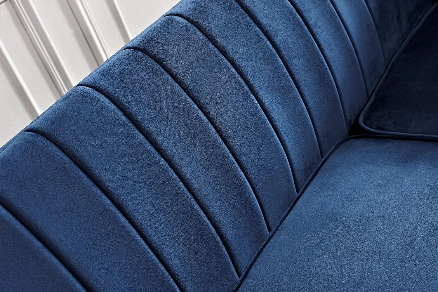 Modern Luxury Velvet Couch for Living Room with High Density Foam, Soft Fabric Upholstery, Removable Cushions and Solid Wood Legs, 60.2'' Wide Loveseat, Dark Blue