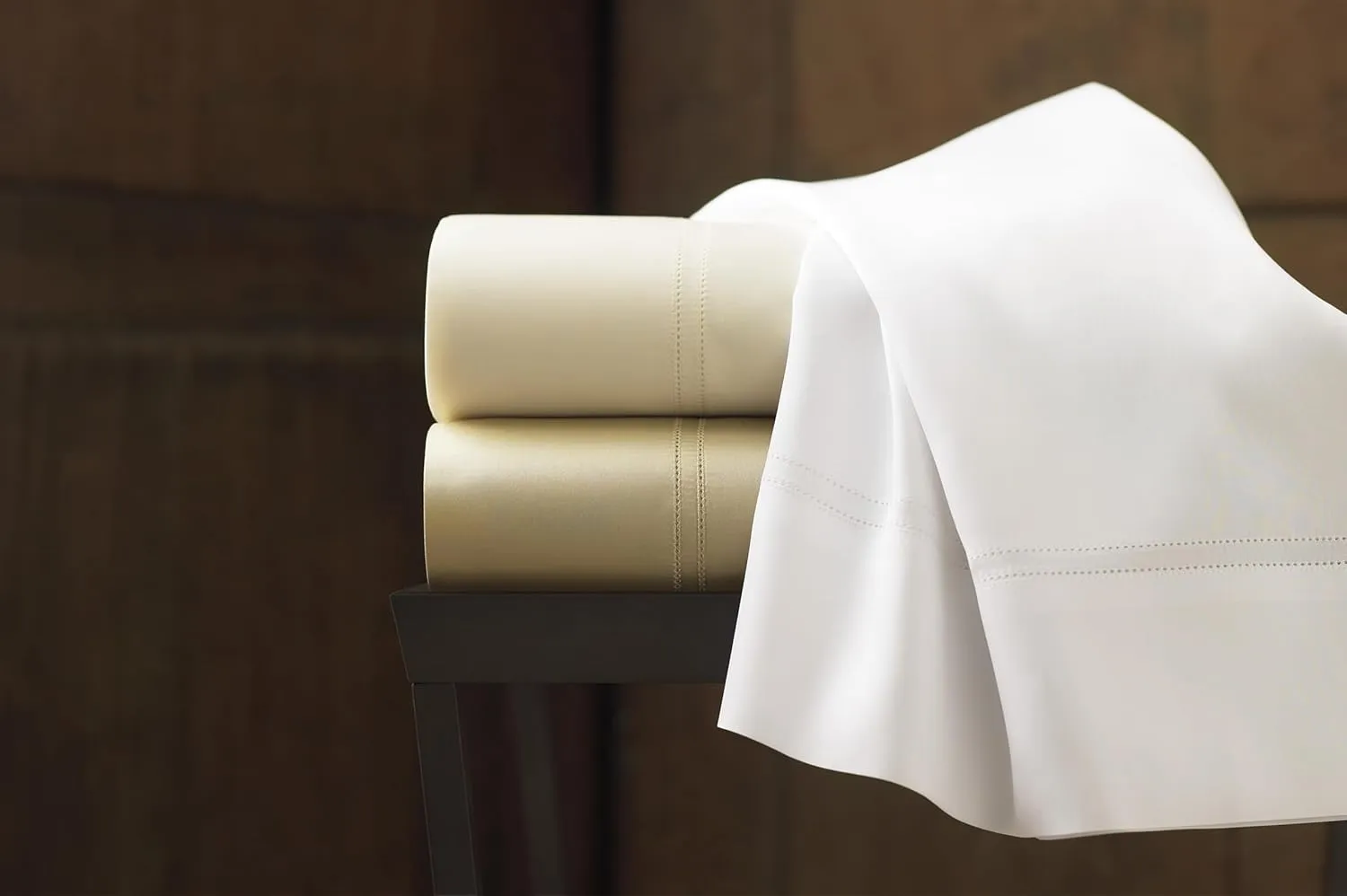 Peacock Alley Lyric Percale Sheet Sets - 500 Thread Count, Made in Italy, Luxury and Comfort - Queen (Ivory)