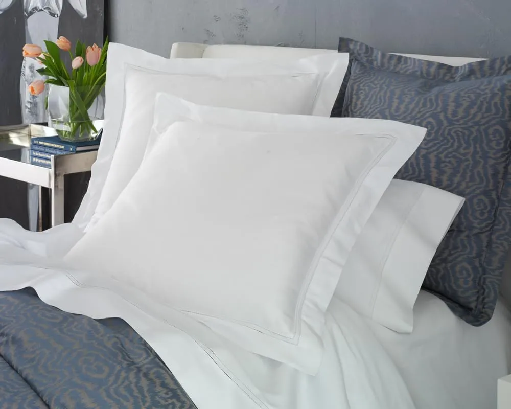 Peacock Alley Lyric Percale Sheet Sets - 500 Thread Count, Made in Italy, Luxury and Comfort - Queen (Ivory)