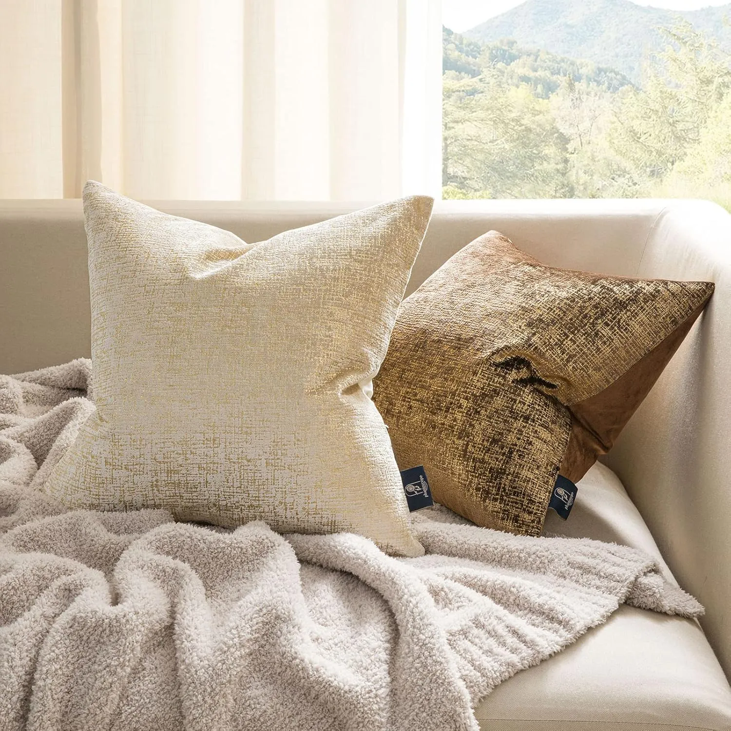 Phantoscope Pack of 2 Sparkling Velvet Decorative Solid Throw Decorative Pillow Cover Soft Gold Glitter Square Cushion Cover Pillowcase for Couch Bed and Chair, Beige, 18 x 18 inches, 45 x 45 cm