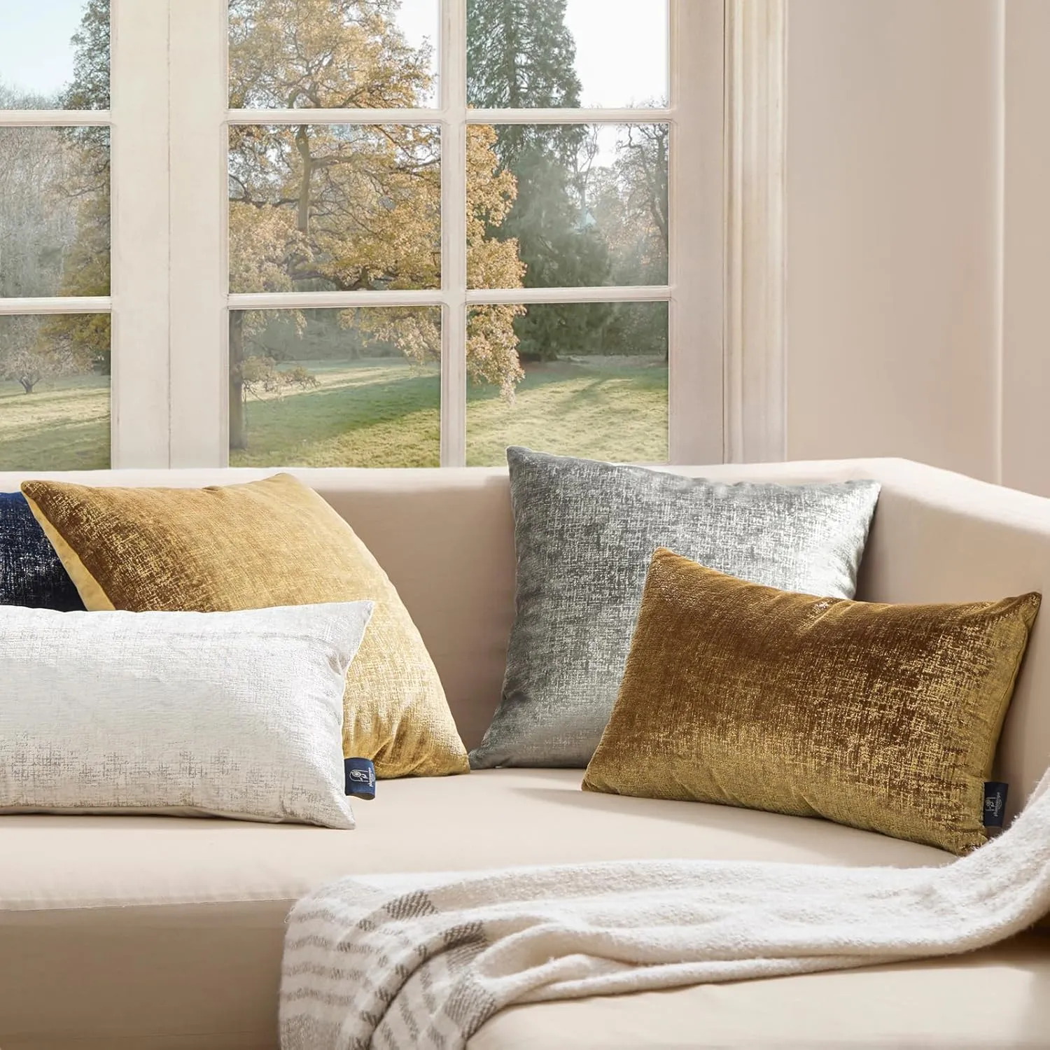 Phantoscope Pack of 2 Sparkling Velvet Decorative Solid Throw Decorative Pillow Cover Soft Silver Glitter Square Cushion Cover Pillowcase for Couch Bed and Chair, Gray, 18 x 18 inches, 45 x 45 cm