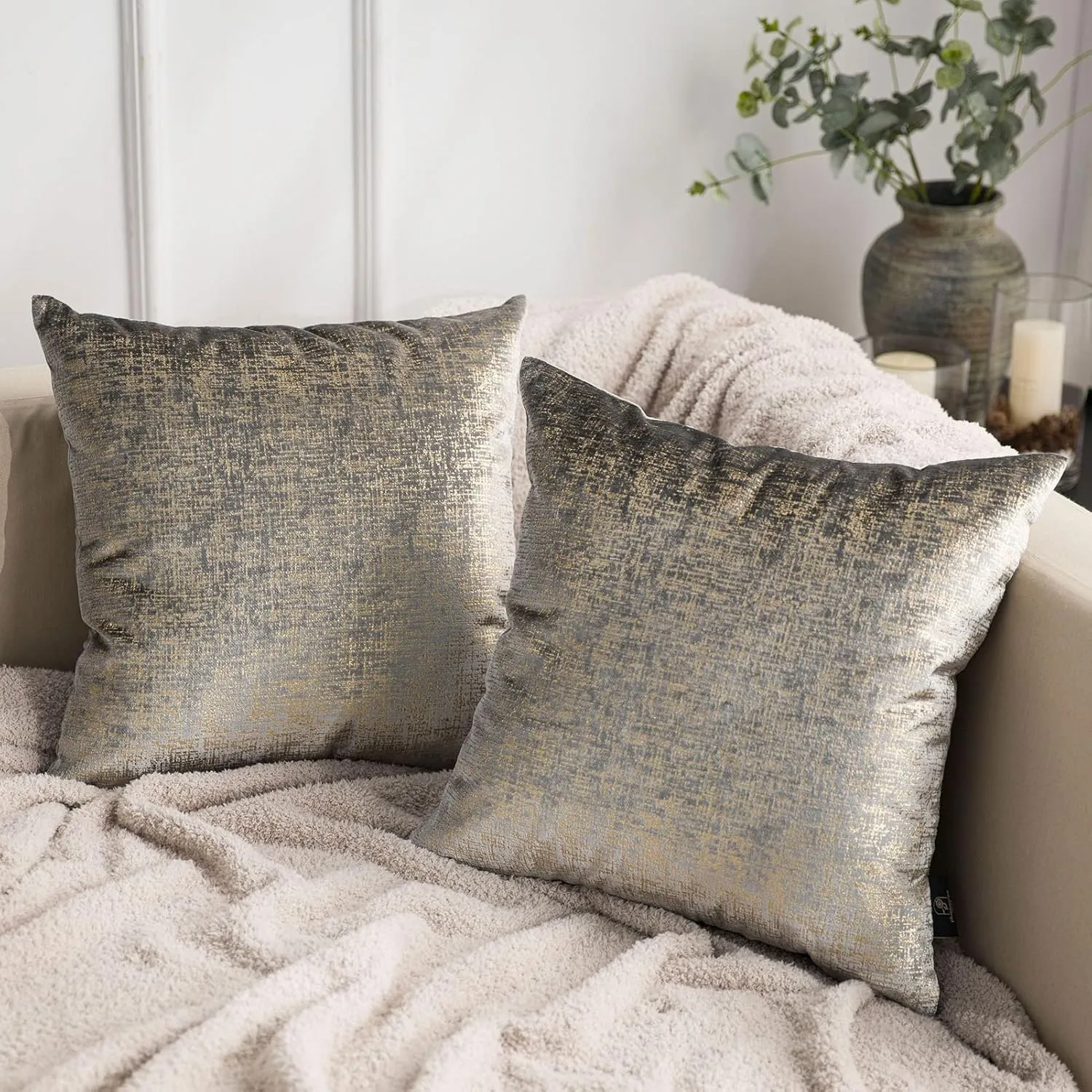 Phantoscope Pack of 2 Sparkling Velvet Geometric-Pattern Throw Decorative Pillow Cover Soft Gold Glitter Square Cushion Cover Pillowcase for Couch Bed and Chair, Grey, 18 x 18 inches, 45 x 45 cm