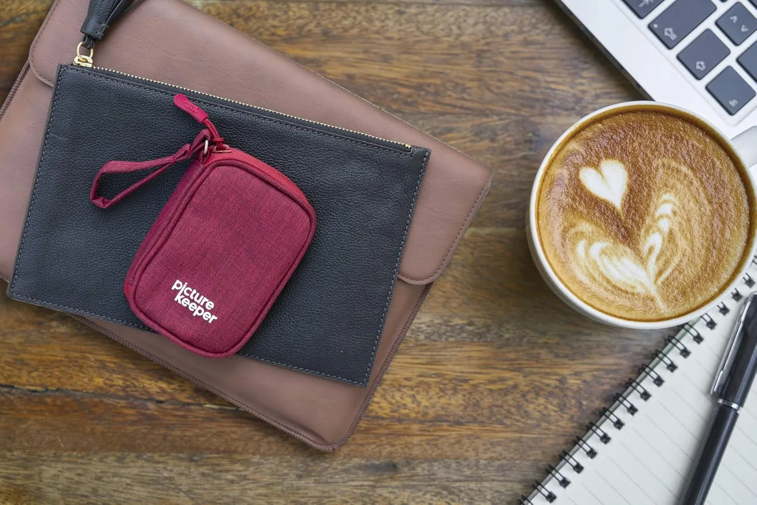 Picture Keeper USB Flash Drive and Tech Organizer Travel Case, Holds 5 USB Drives