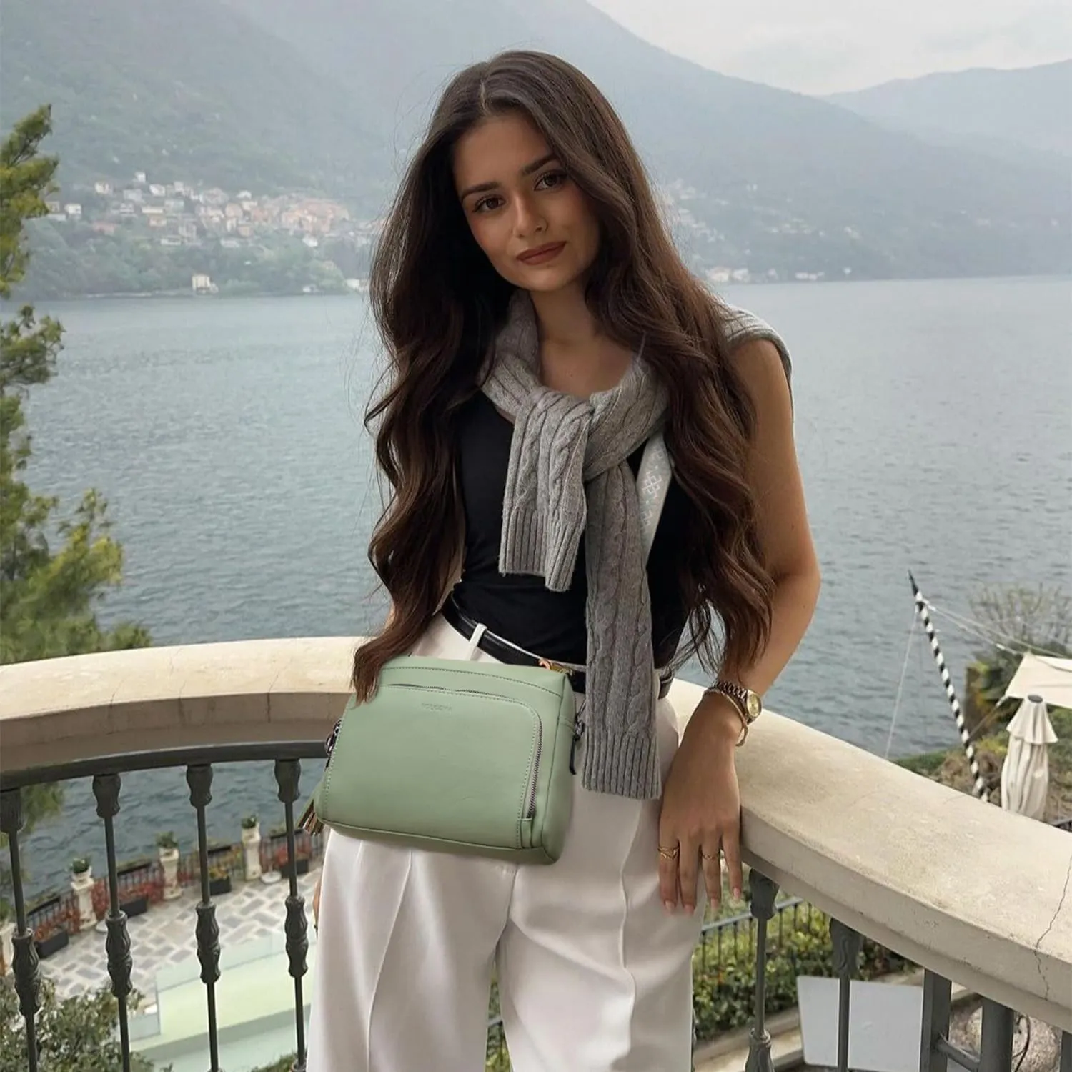 POIUGOYA Crossbody Purses for Women Trendy,Vegan Leather Medium Crossbody Bag,Women's Crossbody Travel Purse Built in Wallet