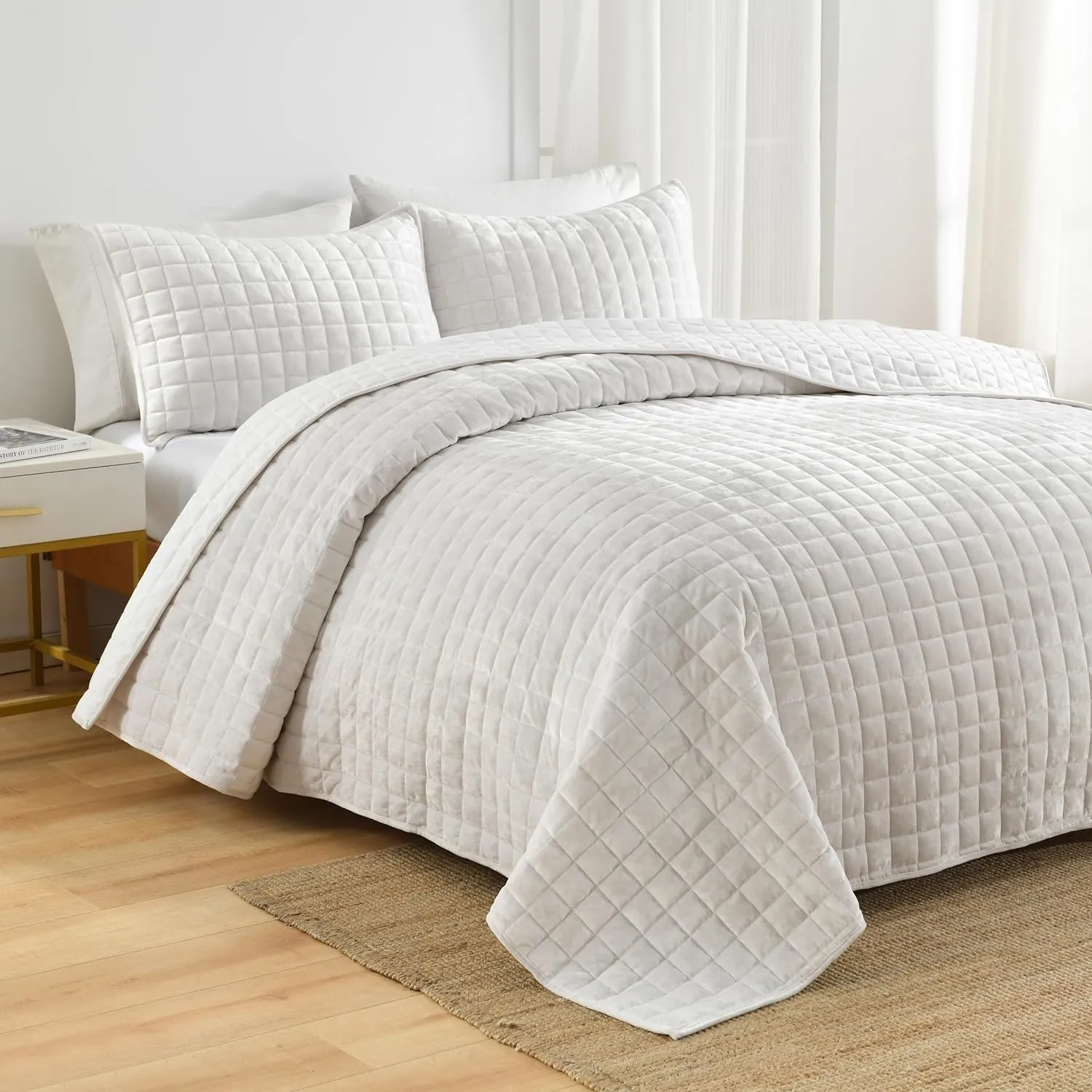 Secgo King Comforter Set for Bed - Velvet Quilts King Size, Black Bedspreads (98 * 106 Inch) with 2 Pillow Shams, Patchwork Reversible Lightweight Bedding