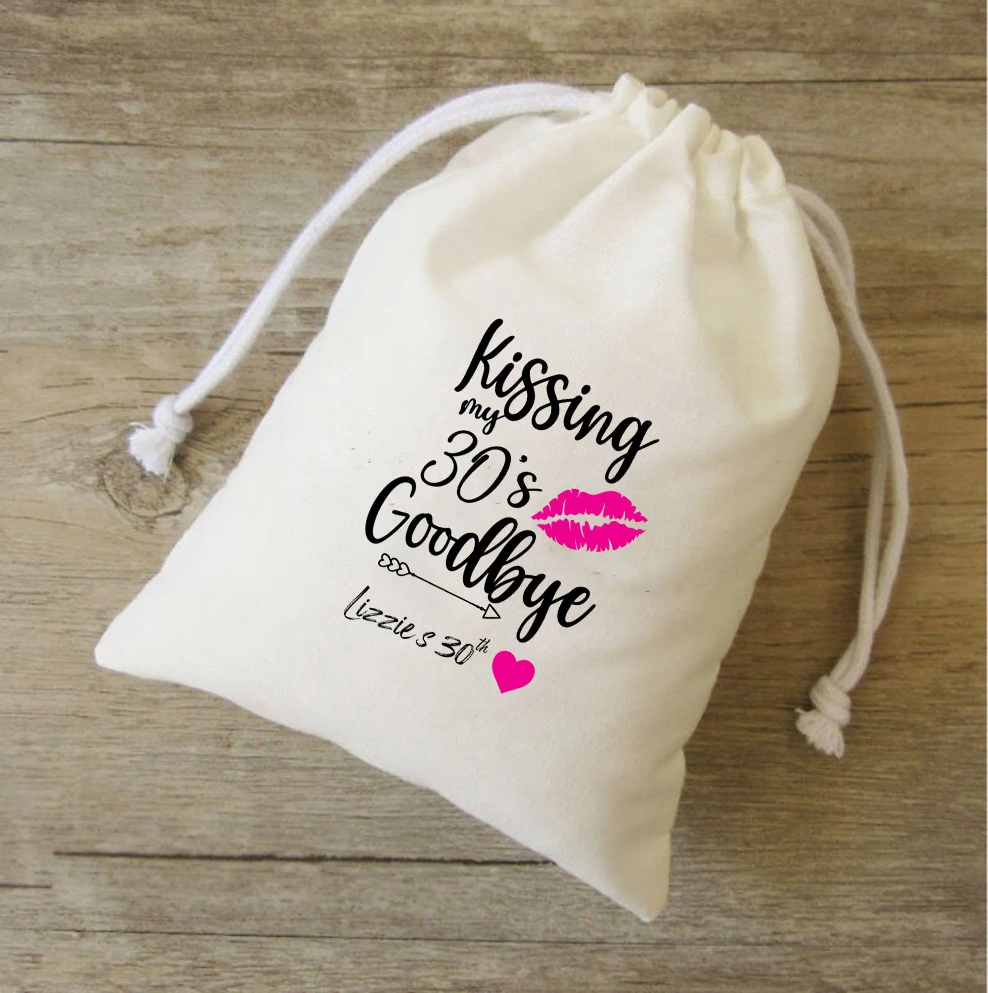 Set of 20-100 Hugs and Kisses from the new Mr. & Mrs. - Wedding Favour cotton Bags - Candy Bags for Wedding, gift bags, wedding welcome bags