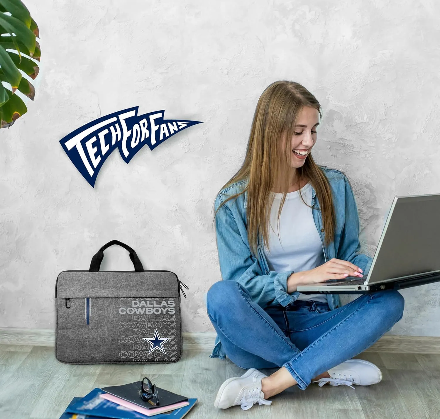 SOAR NFL 13 Inch Laptop Sleeve