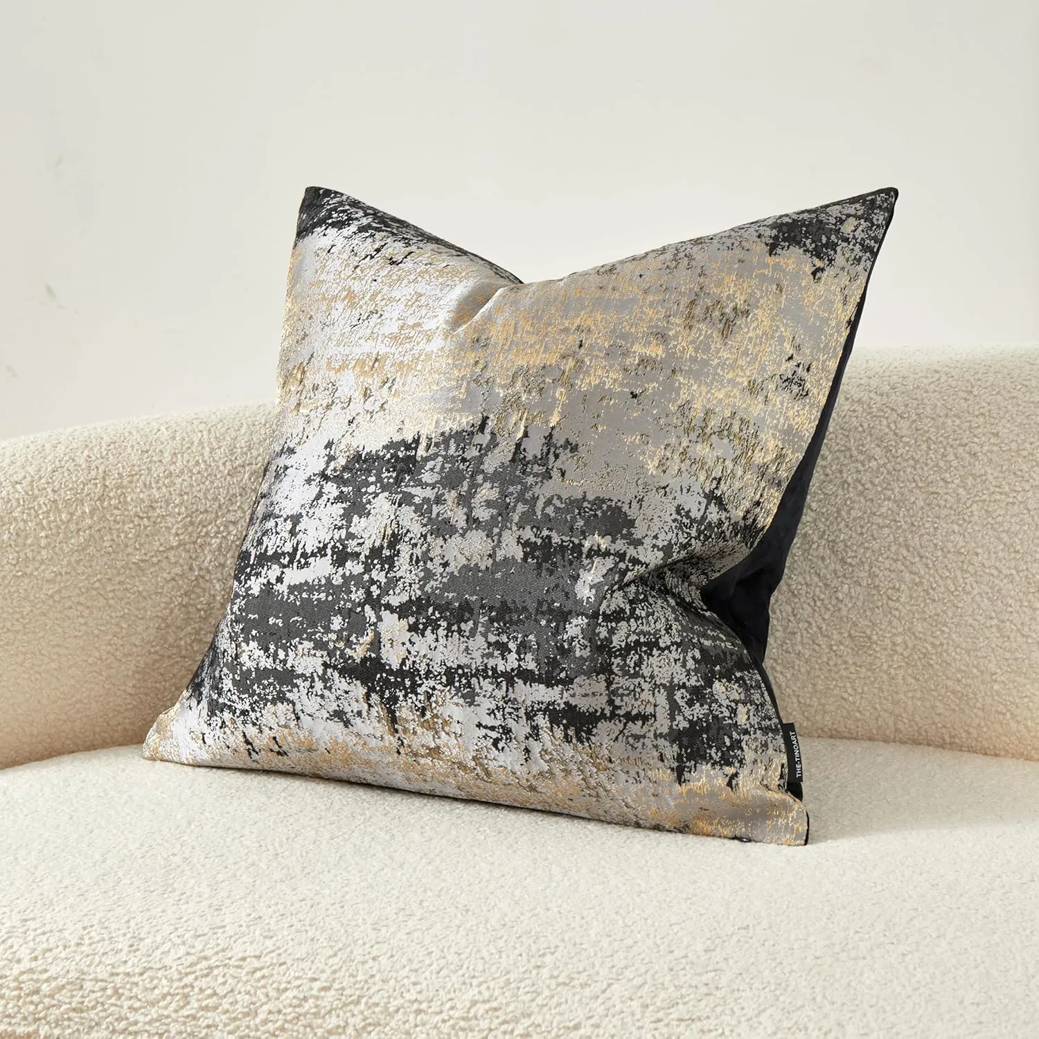 THE-TINOART Grey Throw Pillow Covers 18x18inch Subtle Sprinkling of Gold Gray Black Throw Pillow Cover Accent Decorative Cushion Covers for Couch Sofa Living Room Bedroom Car 1Piece.