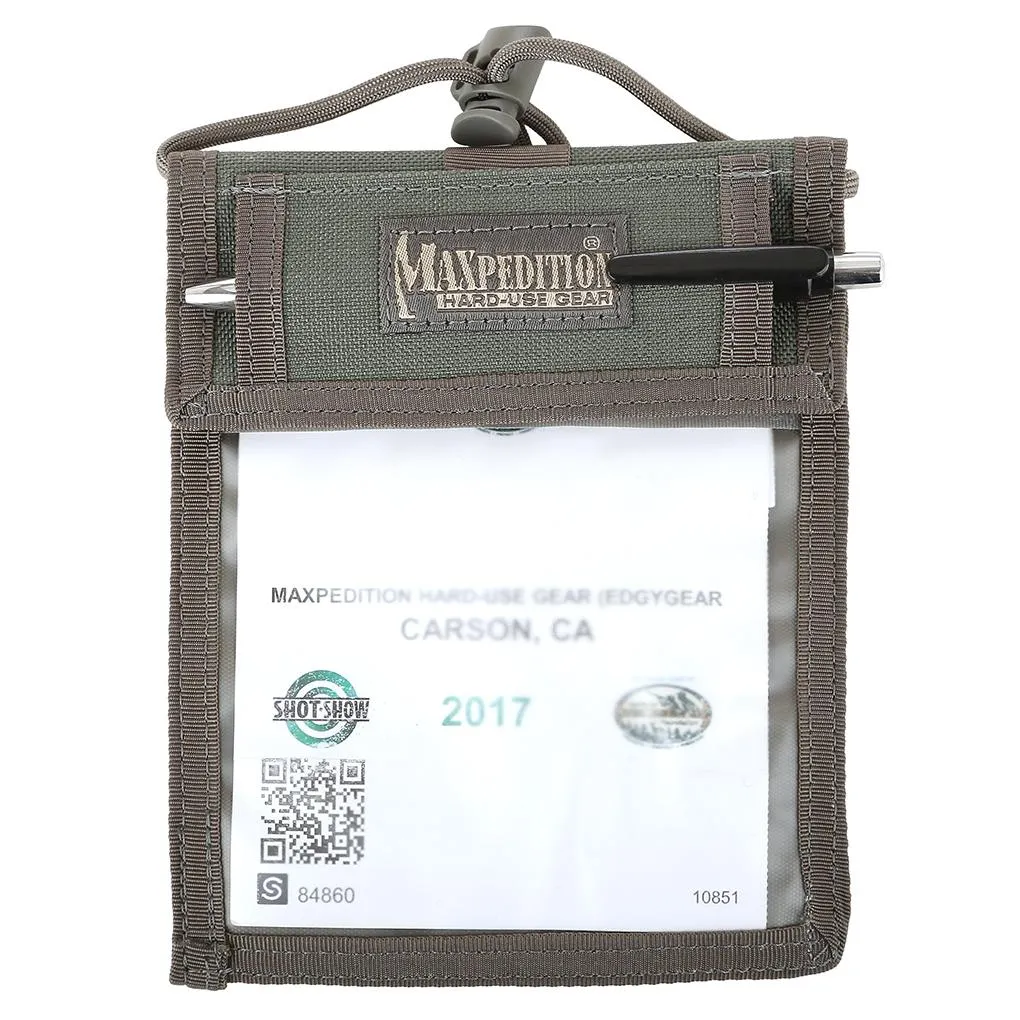 Traveler Badge / Passport Holder