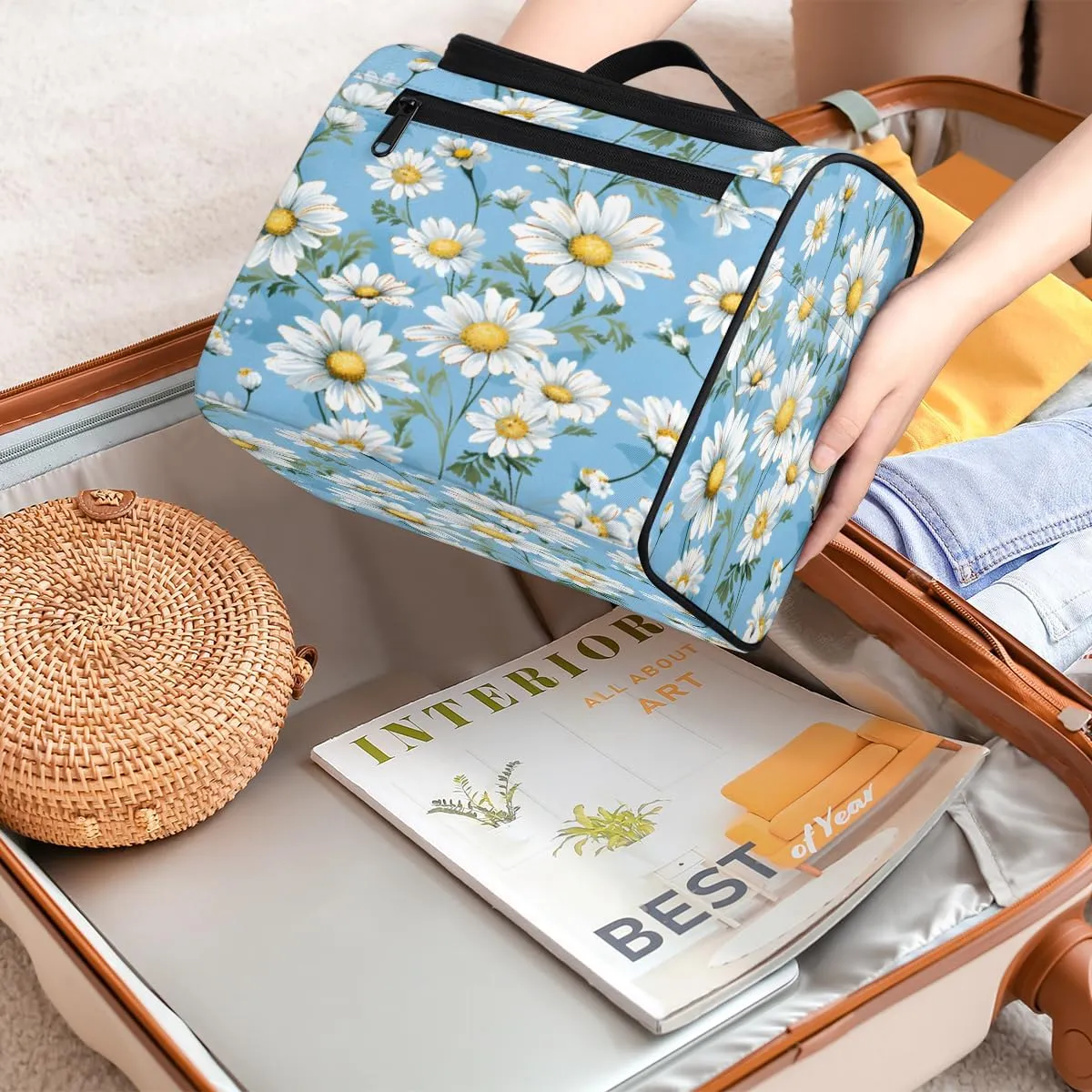 Watercolor Daisy Travel Makeup Bag Hanging Toiletry Bag for Women Make up Organizer Portable Cosmetic Bags with Dividers Inside