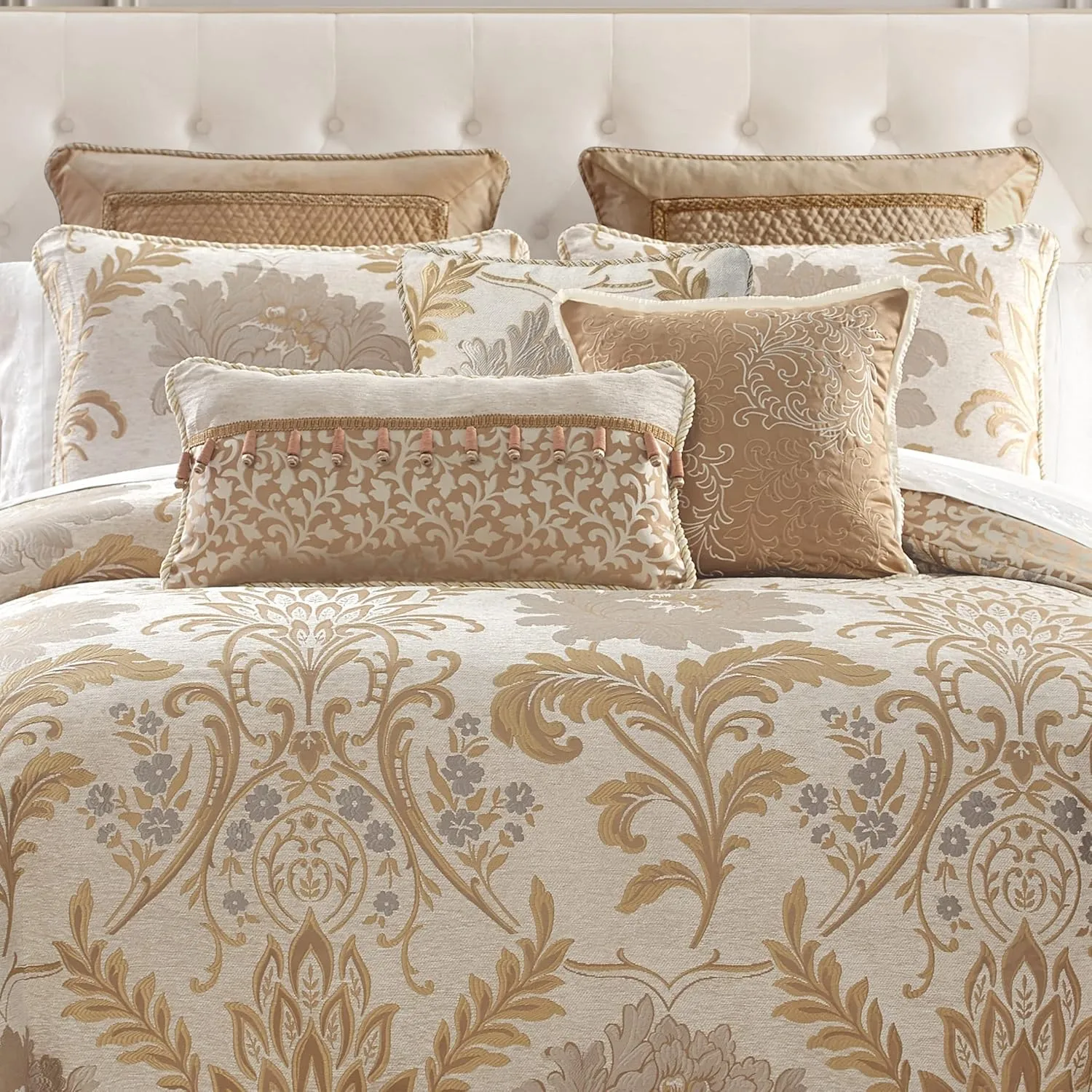 Waterford Anera Queen 6PC Comforter Set Gold