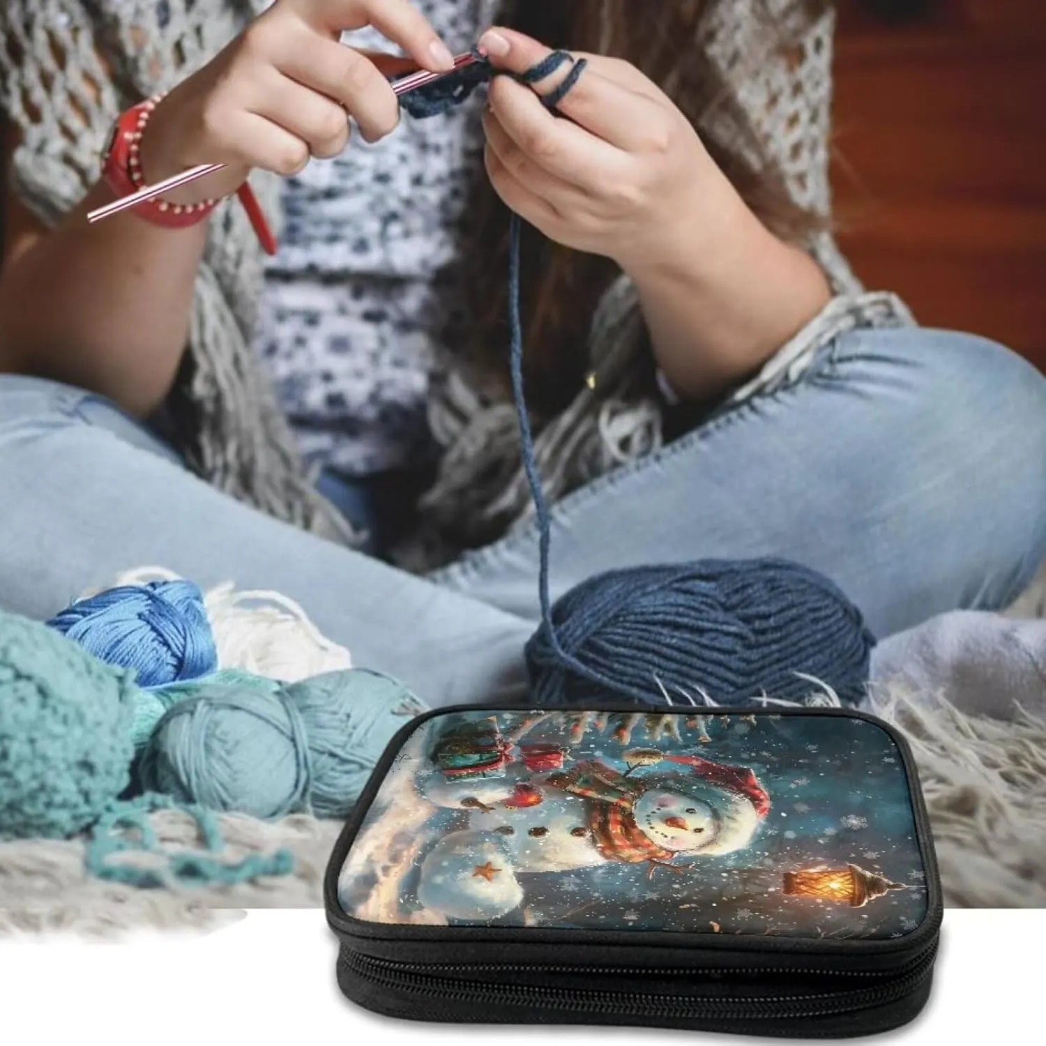 YUVAMAGIMO Christmas Snowman Crochet Hook Case Portable Travel Organizer Zipper Bag Easy to Hold Interchangeable Knitting Needle Case for Various Knitting Needles and Other Accessories
